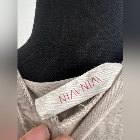 Woman’s Lounge set - Picture 8 of 11